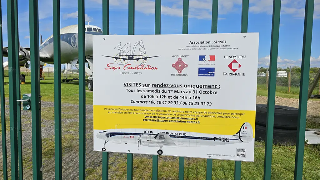 Air France Lockheed Super Constellation F-BGNJ Saint-Aignan-Grandlieu, France