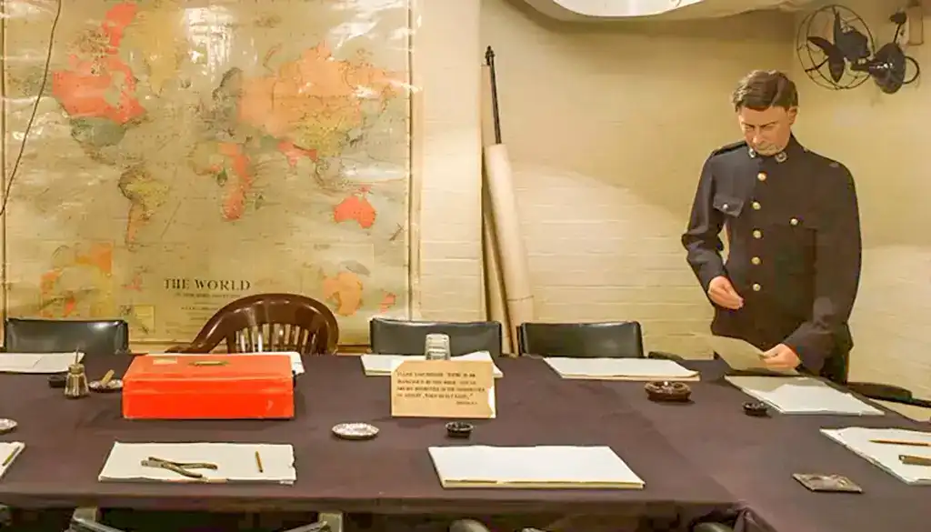 Winston Churchill's red ministerial despatch box